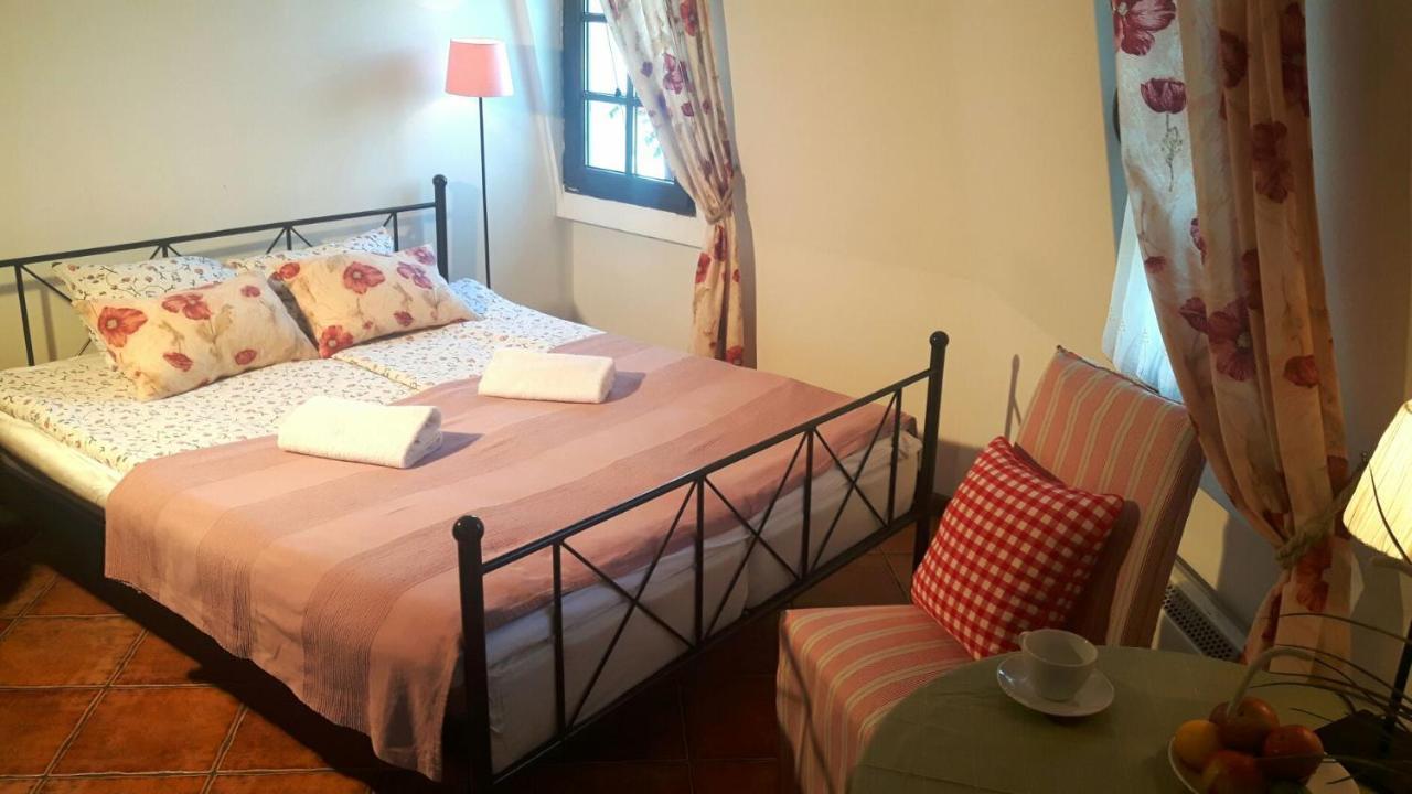 Wiatrak Nowe Guty Bed & Breakfast Екстериор снимка